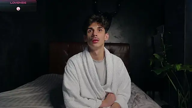 DanielCrush1 online show from 16, 11, 2025