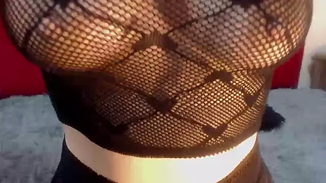 Snapshot of IvyBlueFabray chatting on 14, 2, 2025 IvyBlueFabray online show from 14, 2, 2025