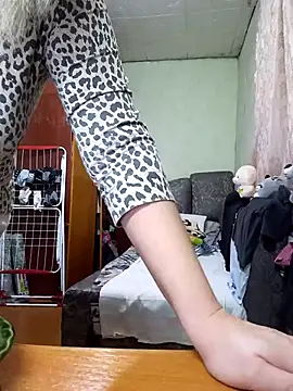 BustyBlond online show from 2, 12, 2025