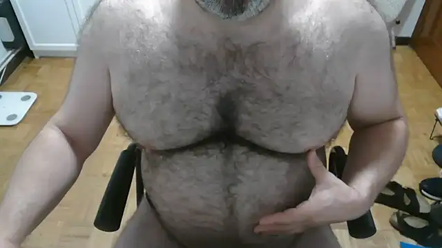 mikeyhotbear online show from 19, 7, 2026