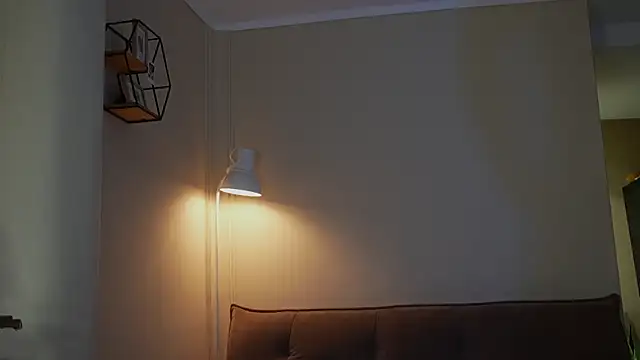 GabriSaenz online show from 10, 1, 2025