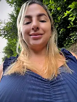 sammyqueenx21 online show from 18, 7, 2026