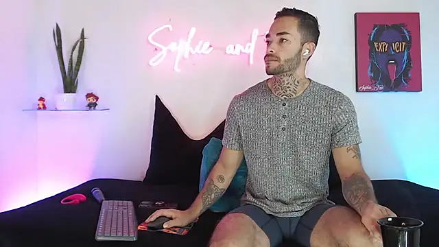 SophieFoxx17 online show from 9, 10, 2025