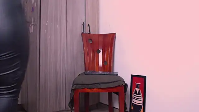 Snapshot of nicolstivens chatting on 18, 12, 2024 nicolstivens online show from 18, 12, 2024