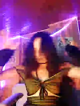 Snapshot of _Laary chatting on 25, 12, 2024  Laary online show from 25, 12, 2024