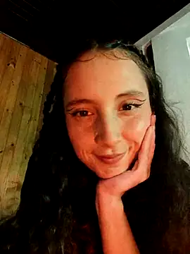 Snapshot of _Laary chatting on 12, 3, 2025  Laary online show from 12, 3, 2025