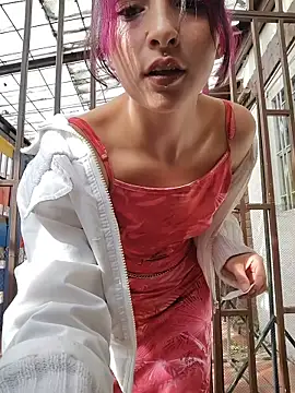 Snapshot of _Laary chatting on 4, 2, 2026 Laary online show from 4, 2, 2026