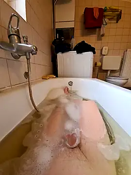 toeloverlive online show from 3, 2, 2025