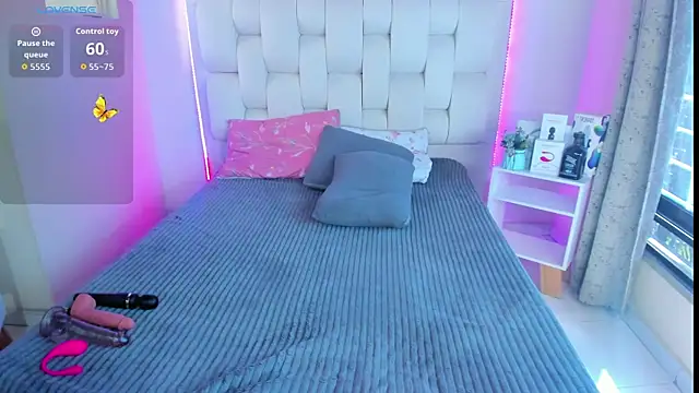 shanakendall online show from 1, 10, 2025