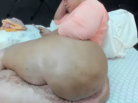 bigbooty29 online show from 2, 7, 2026