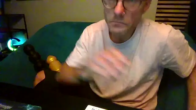 Snapshot of Biboy8566 chatting on 4, 11, 2025 Biboy8566 online show from 4, 11, 2025