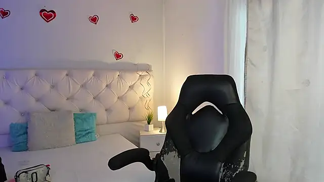 Aron cruz online show from 27, 2, 2025