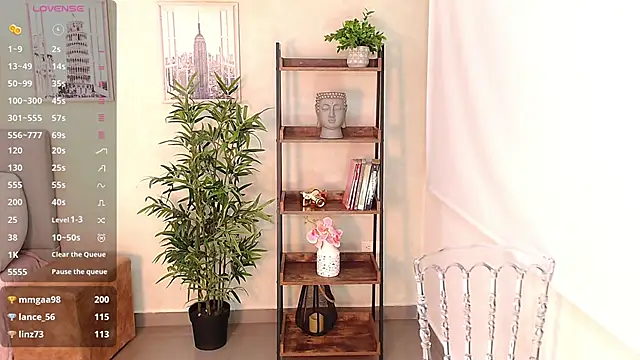 Sassy--Girl online show from 13, 2, 2025