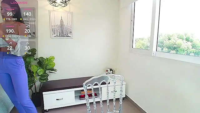 Sassy--Girl online show from 24, 9, 2025