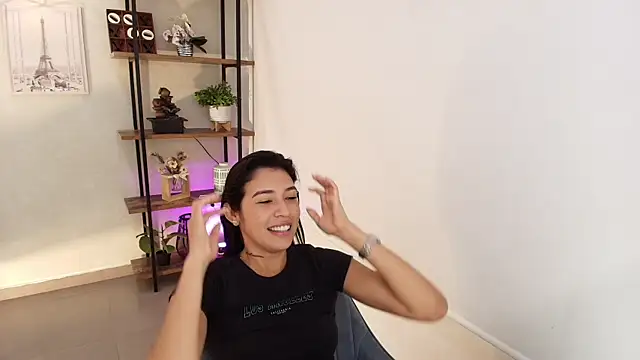 Snapshot of Sassy--Girl chatting on 10, 7, 2026 Sassy--Girl online show from 10, 7, 2026