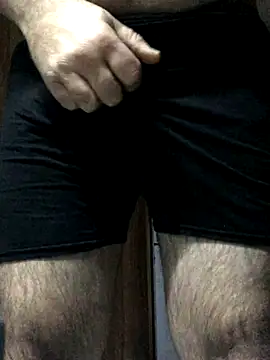 hairysmallcockguy online show from 18, 9, 2025