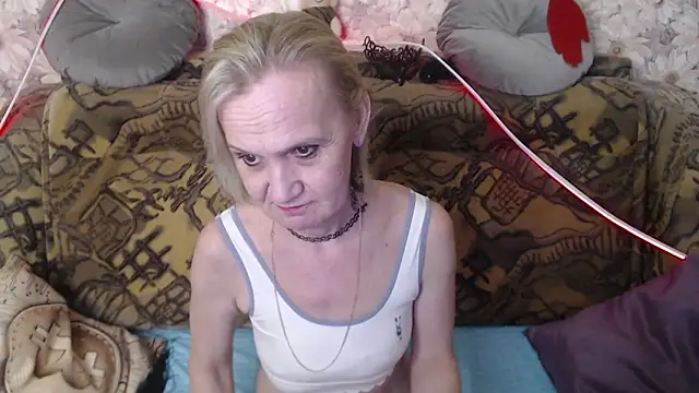 Snapshot of MissBekker chatting on 17, 12, 2024 MissBekker online show from 17, 12, 2024