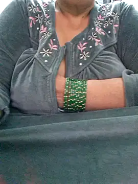 Snapshot of Kavya_XX chatting on 28, 12, 2024 Kavya XX online show from 28, 12, 2024