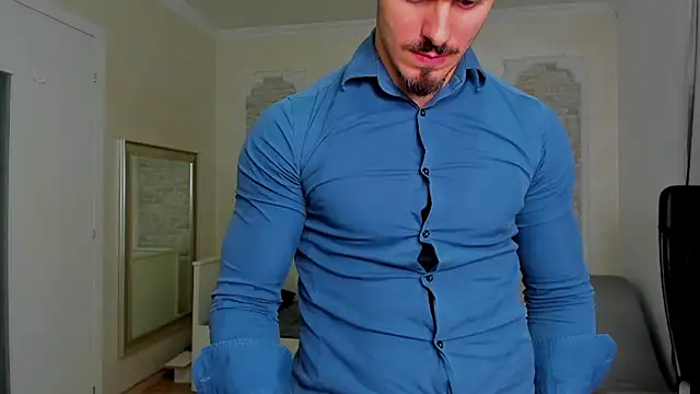 Snapshot of WilsonJules chatting on 7, 12, 2024 WilsonJules online show from 7, 12, 2024