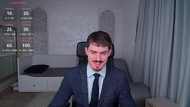 Snapshot of WilsonJules chatting on 9, 12, 2024 WilsonJules online show from 9, 12, 2024