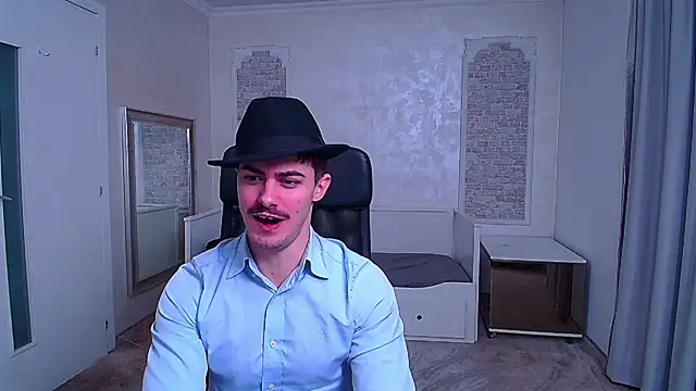 Snapshot of WilsonJules chatting on 18, 1, 2025 WilsonJules online show from 18, 1, 2025