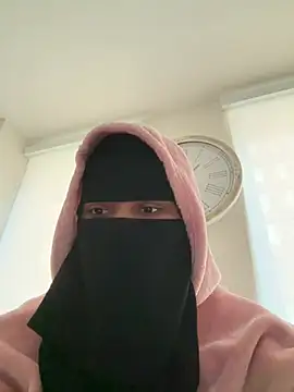 Submissive Arab online show from 17, 5, 2026