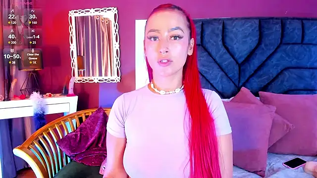 Mia-Bloom online show from 23, 12, 2024