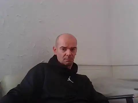 Snapshot of BadRec40 chatting on 18, 3, 2026 BadRec40 online show from 18, 3, 2026