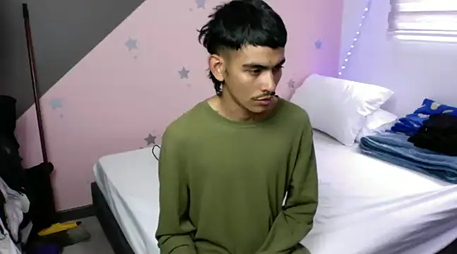 sorry-mom69 online show from 24, 1, 2025