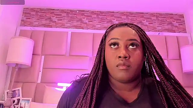 ShaniaBrownn online show from 14, 6, 2026