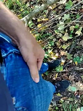 Snapshot of Boring_one chatting on 8, 10, 2025 Boring one online show from 8, 10, 2025