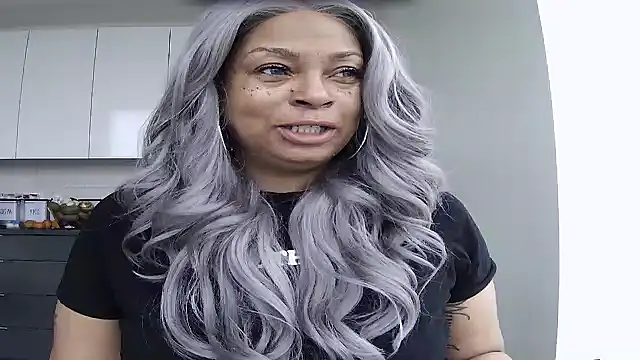 MSweetLindaParks online show from 23, 5, 2026