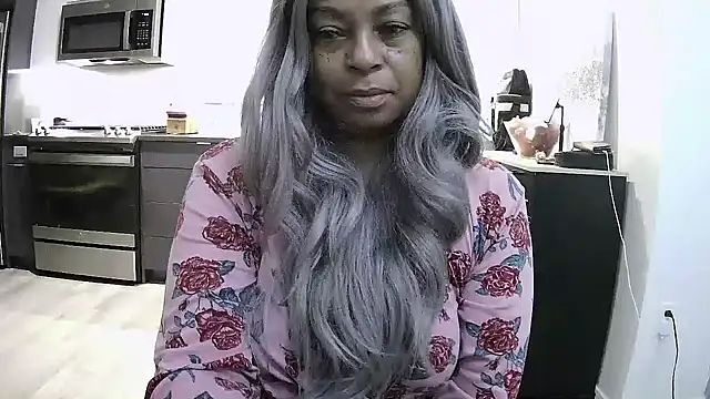 MSweetLindaParks online show from 19, 7, 2026