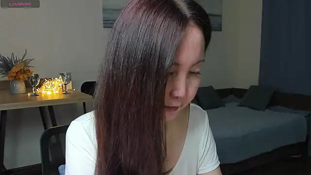 AvroraSakura online show from 2, 2, 2025