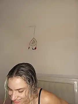 ASHLEY BLAIR online show from 18, 7, 2026