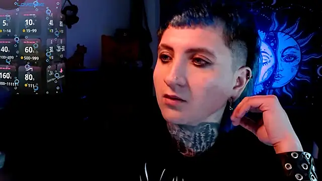 Marieblueeyes online show from 6, 3, 2025