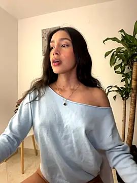 Snapshot of SelenaStone chatting on 8, 11, 2025 SelenaStone online show from 8, 11, 2025