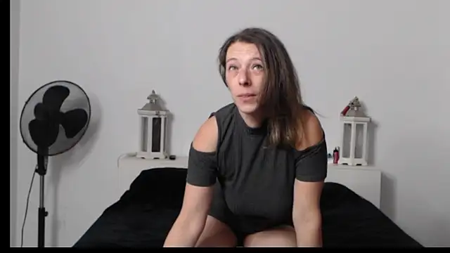 Oriane Jackson online show from 13, 11, 2025