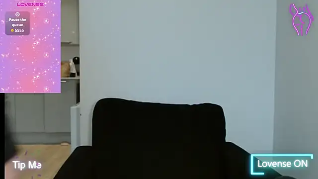 chelseablonde online show from 6, 11, 2025