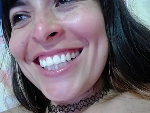 Alexandrasaenz online show from 25, 6, 2026