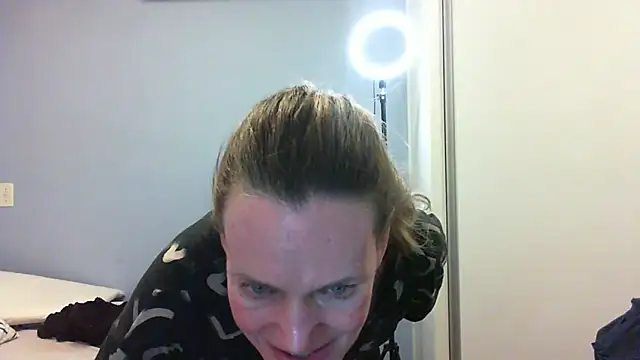 Annylove1 online show from 4, 11, 2025