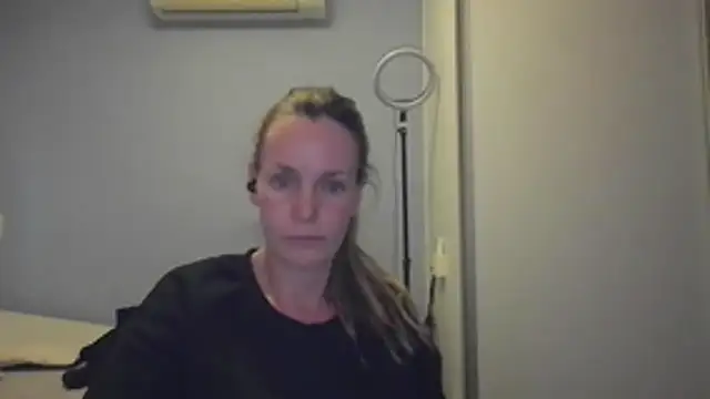 Annylove1 online show from 17, 11, 2025