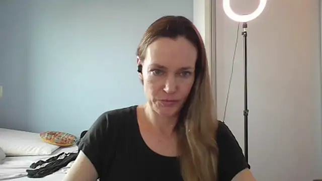 Annylove1 online show from 16, 12, 2025