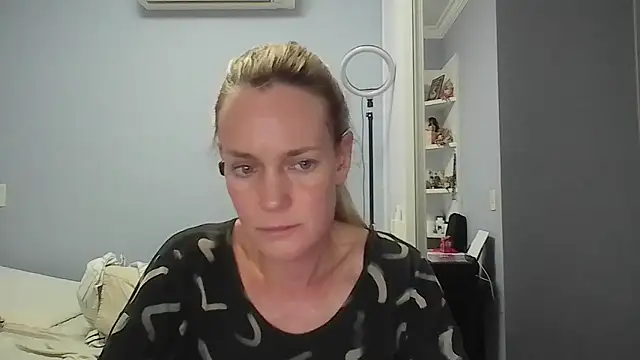 Annylove1 online show from 1, 2, 2026