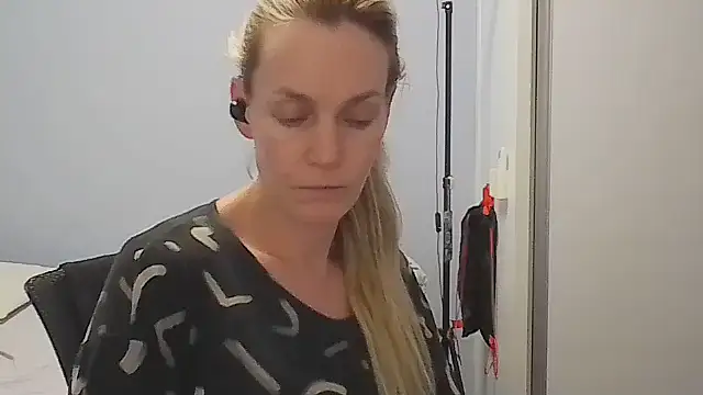 Annylove1 online show from 19, 3, 2026