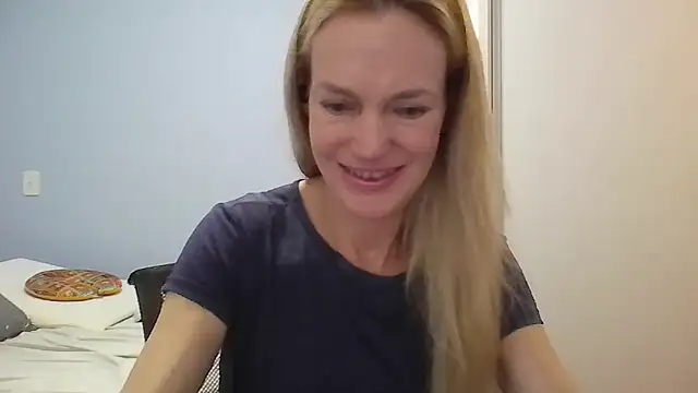 Annylove1 online show from 25, 3, 2026