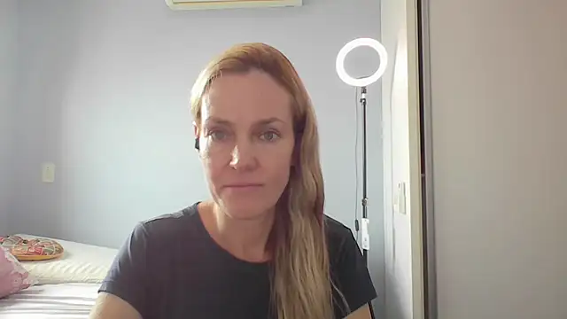 Annylove1 online show from 29, 4, 2026