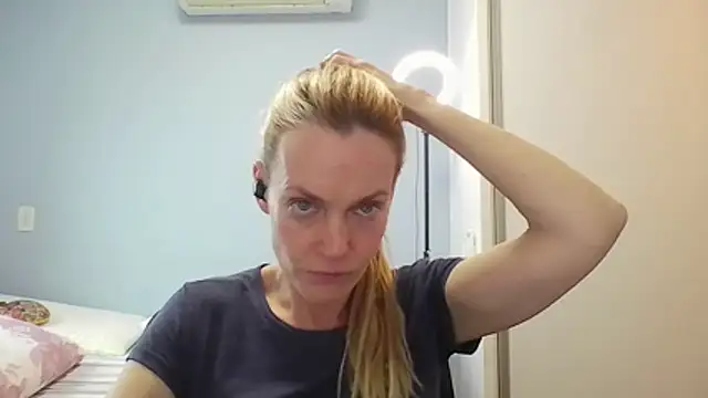 Annylove1 online show from 29, 4, 2026