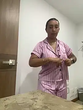 Hannahoff online show from 17, 1, 2025