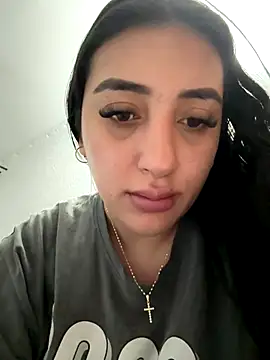 Snapshot of Hannahoff chatting on 19, 12, 2025 Hannahoff online show from 19, 12, 2025